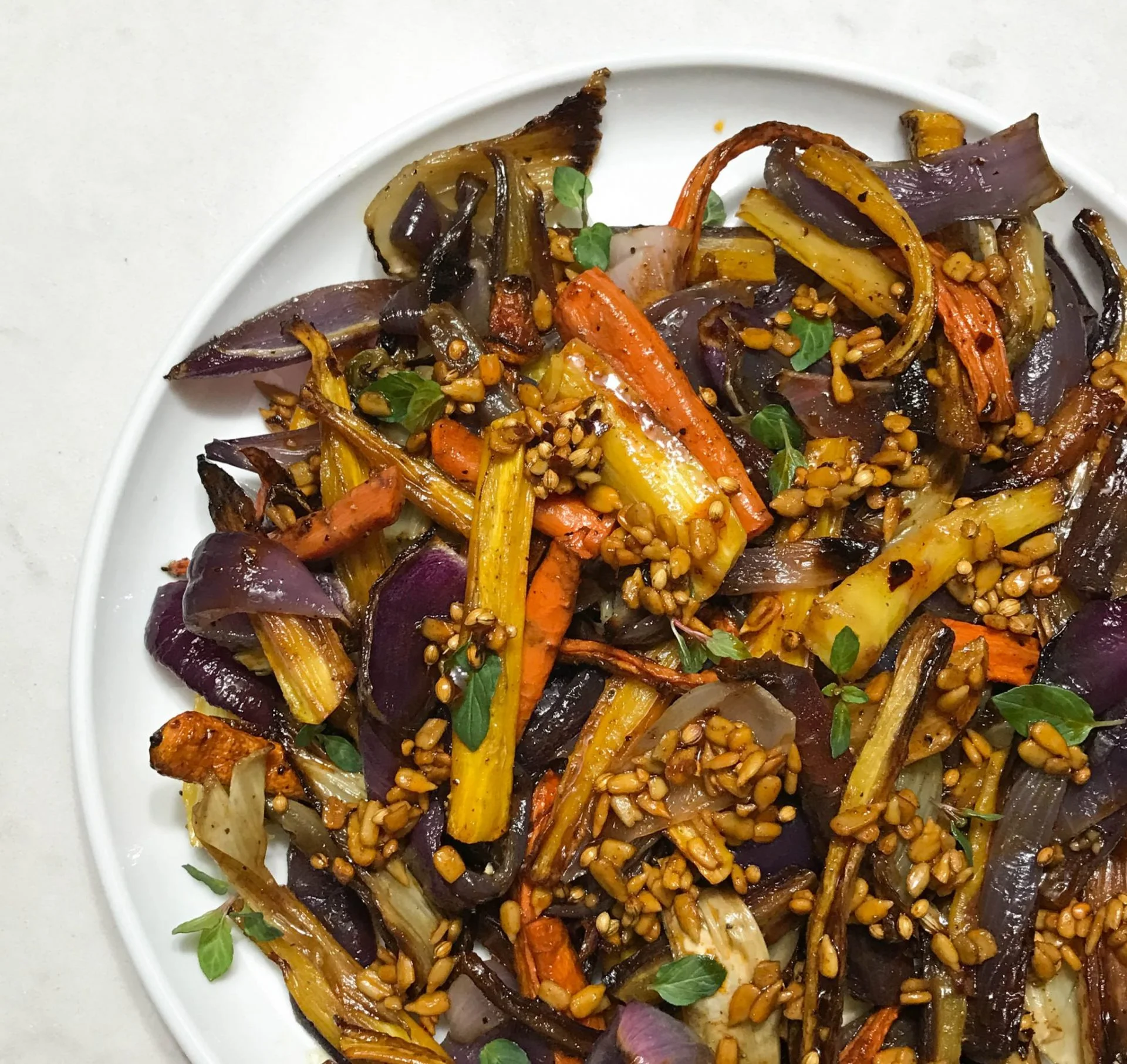 Roasted Carrots, Onion, and Fennel with a Spiced Sherry Vinaigrette | www.alldayieat.com