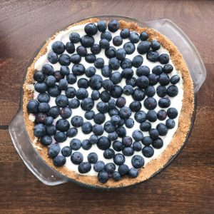 no bake blueberry cream pie with greek yogurt