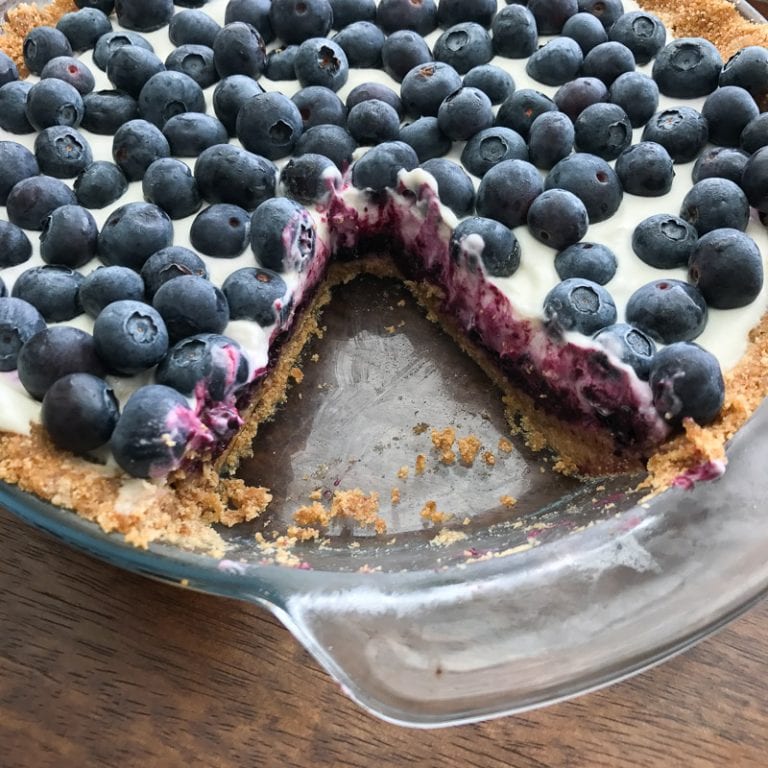 NoBake Blueberry Cream Pie with Graham Cracker Crust all day i eat
