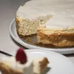 vanilla bean cheesecake walnut crust bite