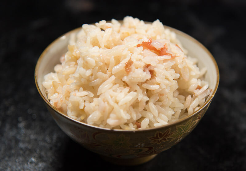 umeboshi takikomi gohan bowl