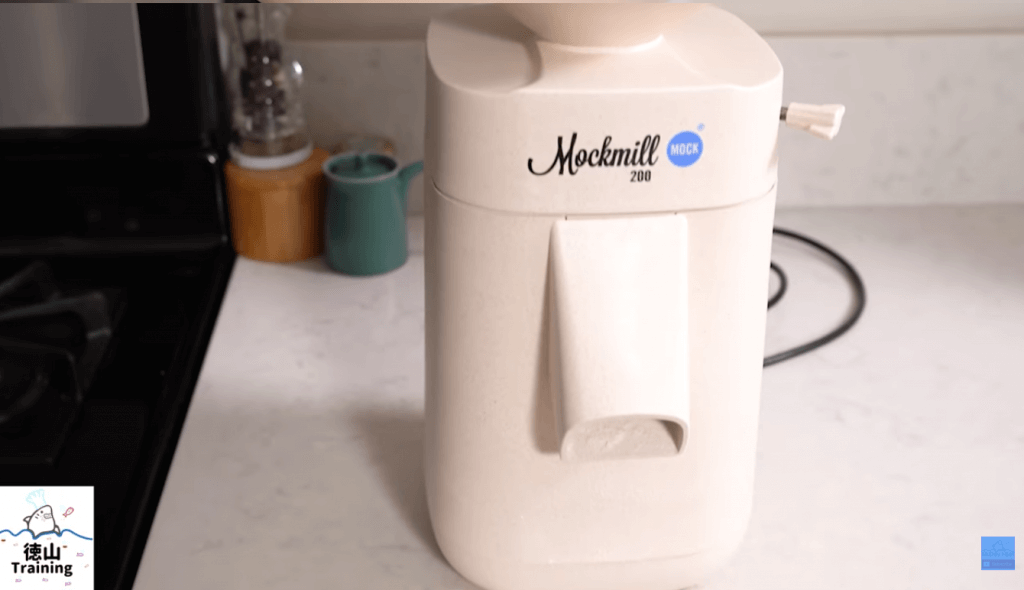 Mockmill 200 Grain Mill for Homemade Flour 3