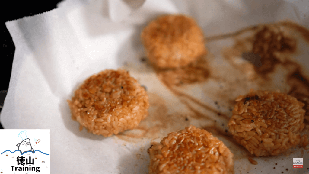Grilled rice balls