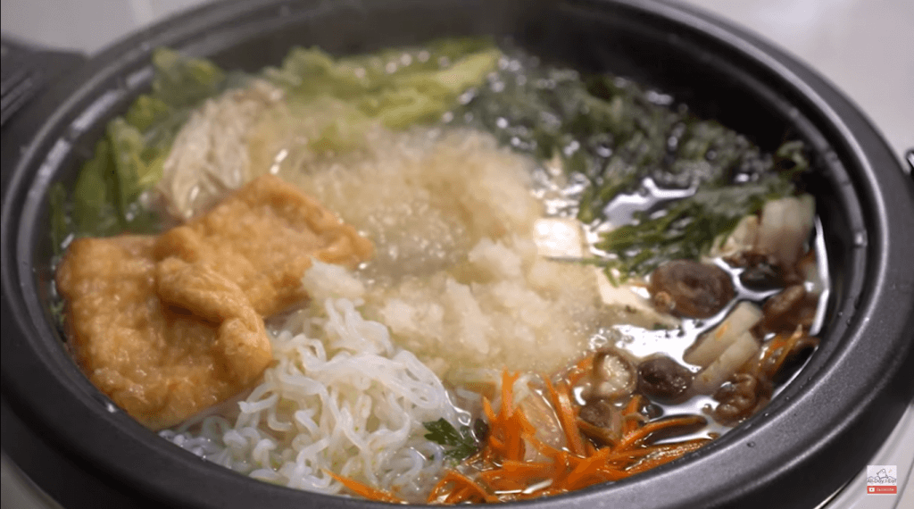 Konbu dashi mizorenabe
