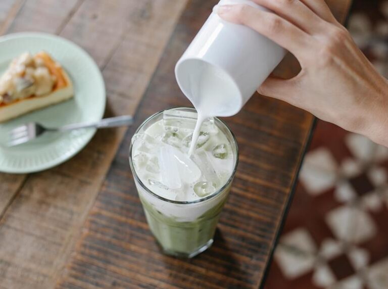how to make matcha latte without whisk